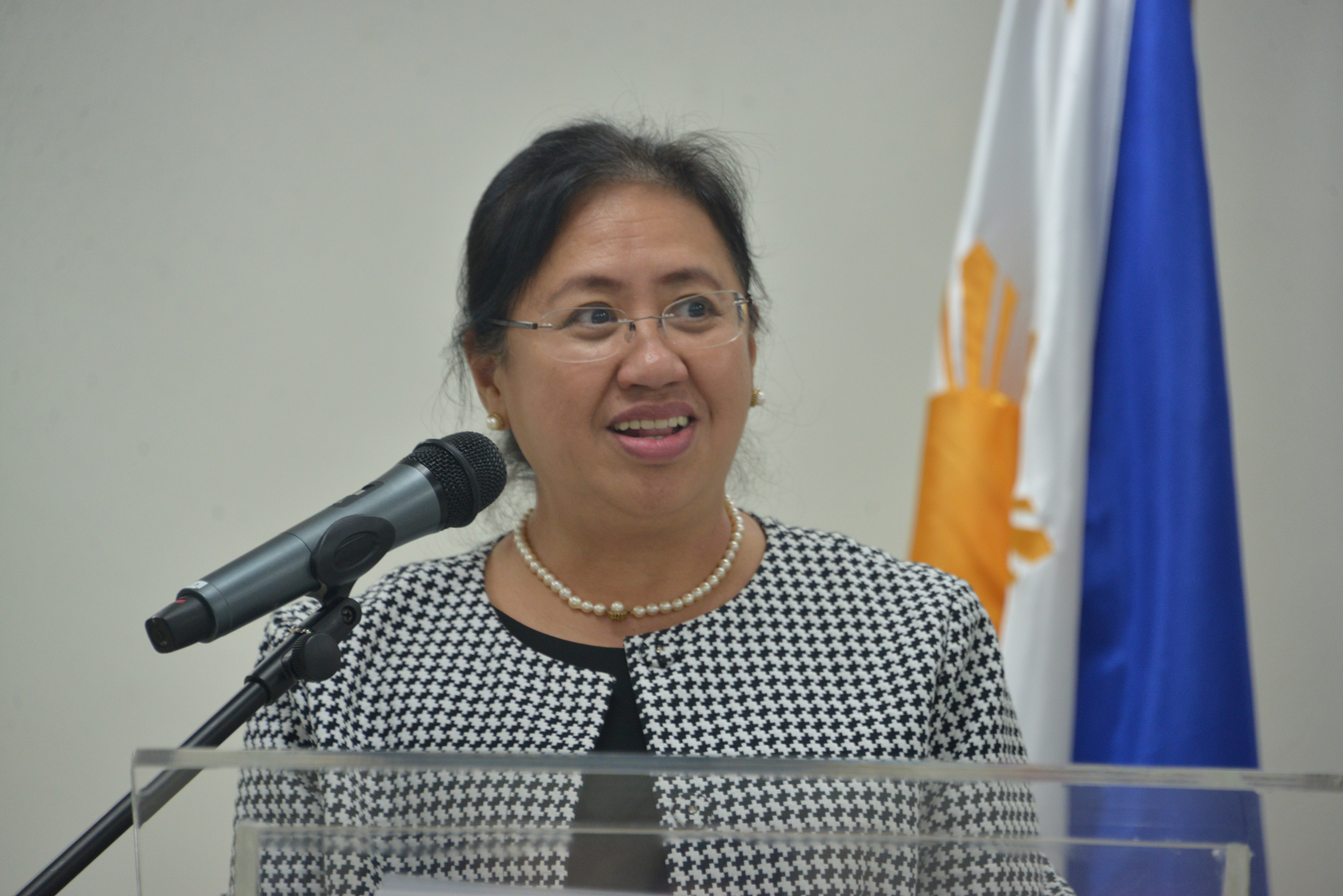 Public Seminar on Poverty and Child Stunting-pids-poverty-2-20190725.jpg