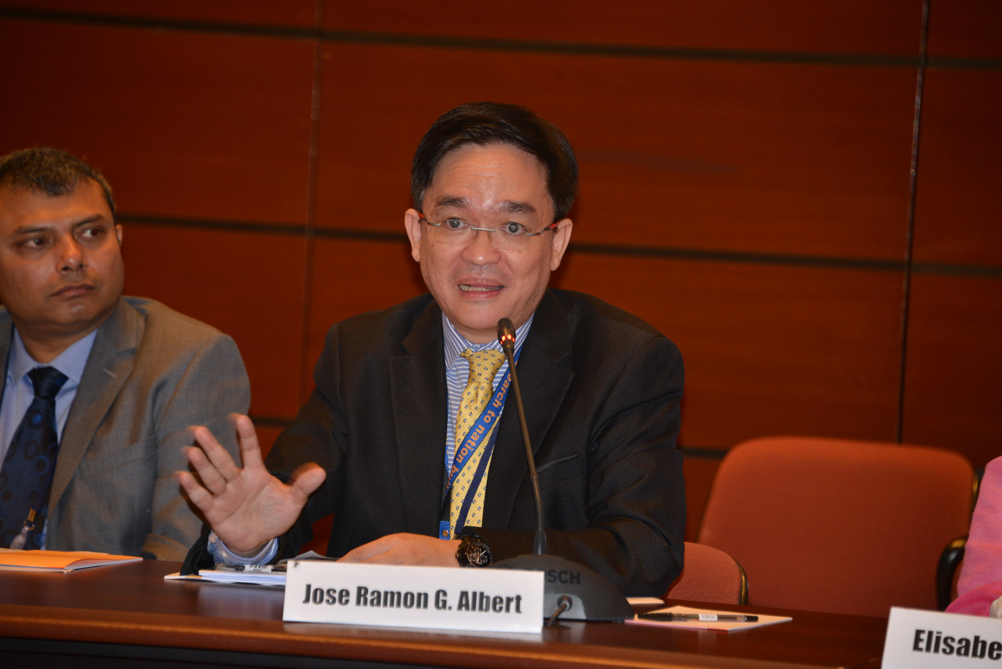 ADB-PIDS-NUS Inception Conference on Challenges and Opportunities for the Platform Economy in Developing Asia-adb-nus-pids-33-20191205.jpg