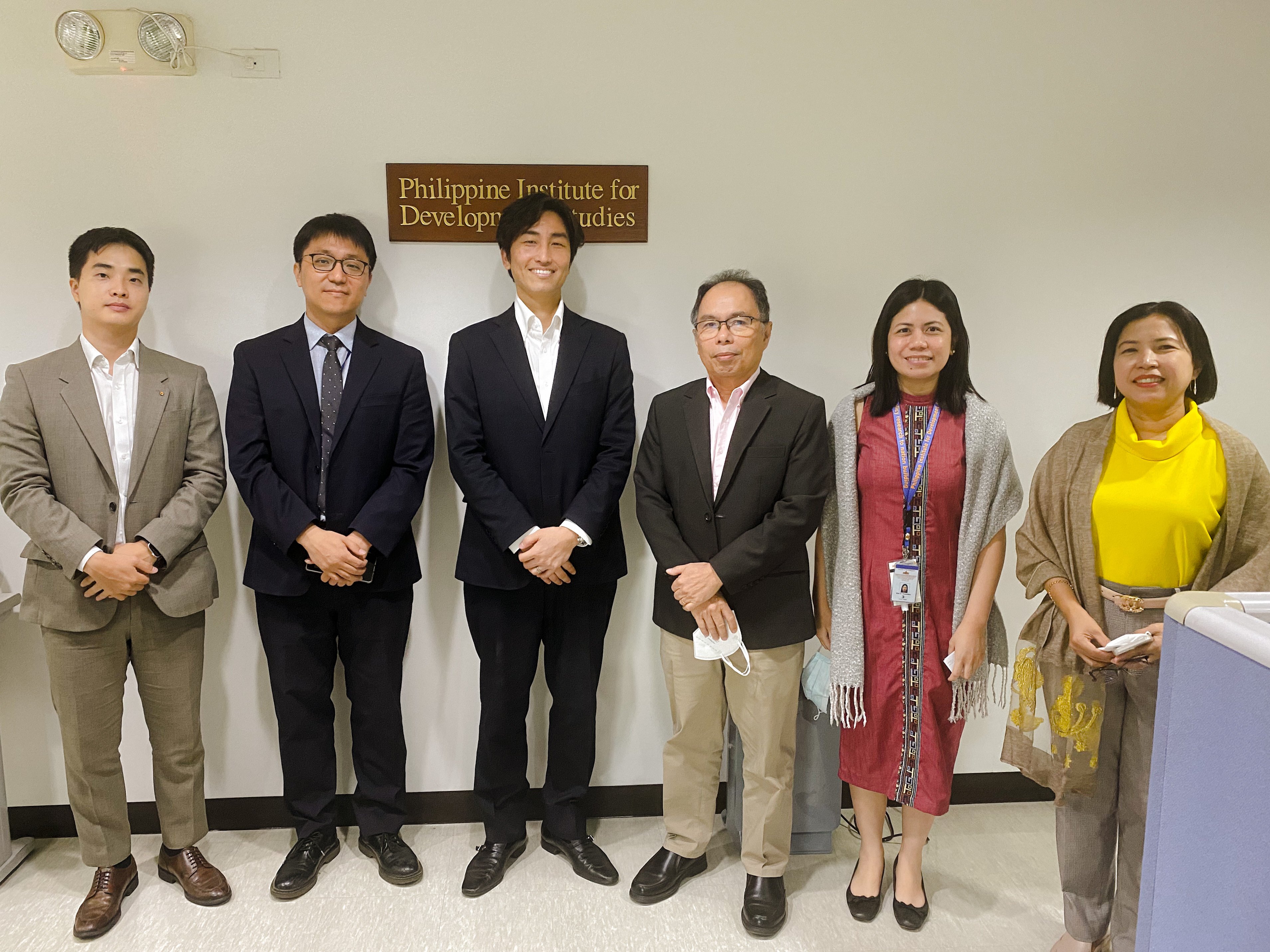 South Korean diplomats visit PIDS-1.jpg