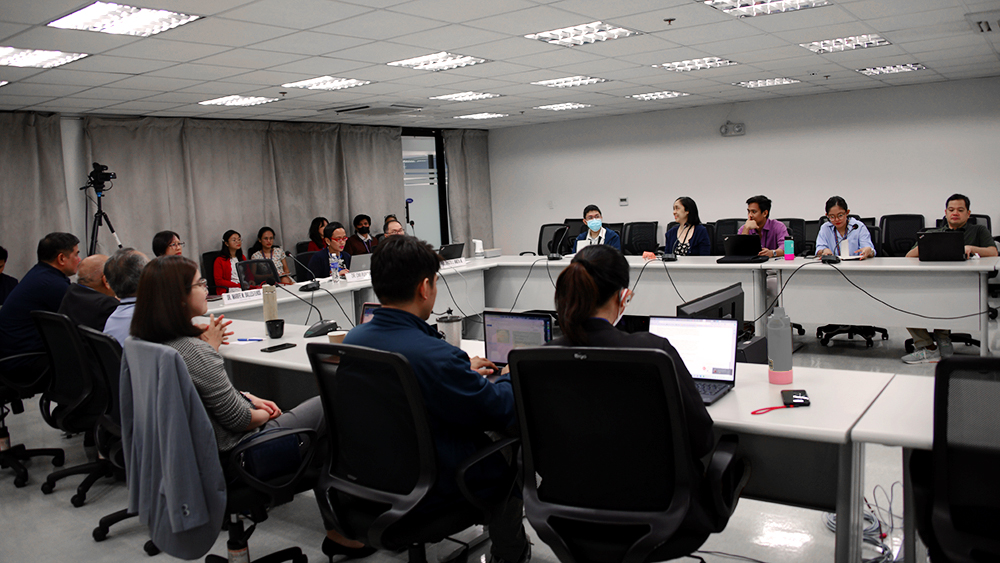 Dr. Ruivivar visits PIDS, discusses impact of investment trends, including China+1 -3.JPG
