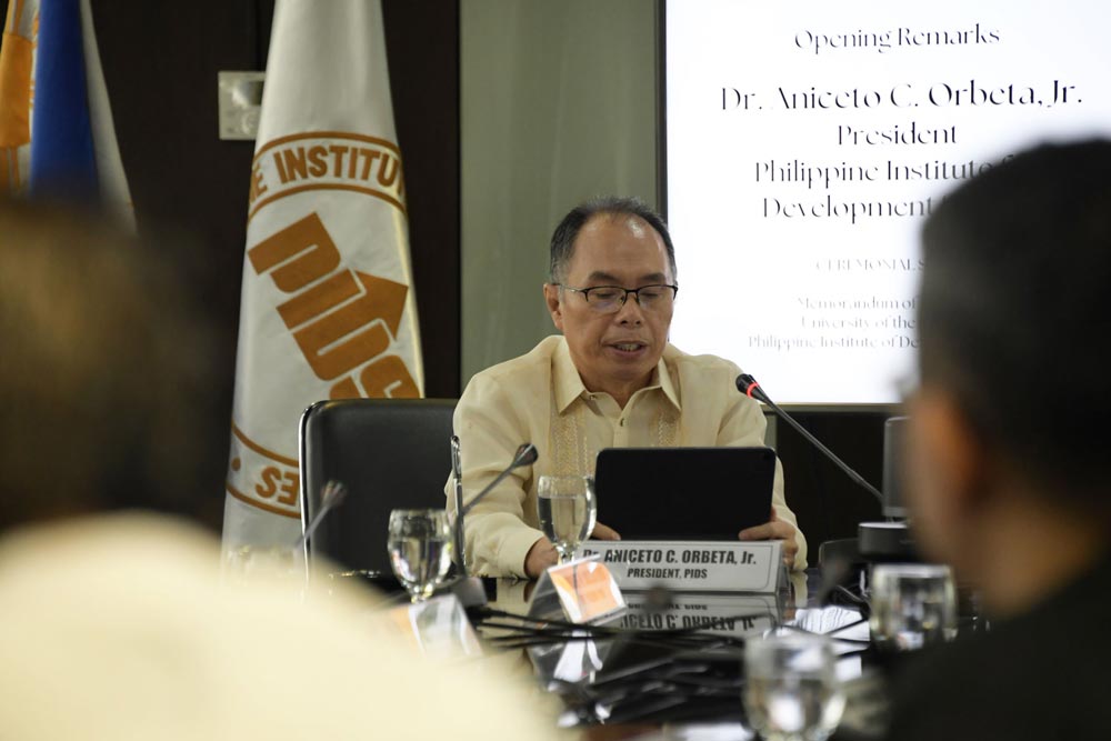PIDS and UP strengthen partnership for research excellence with new building agreement-resized-3.jpg